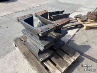Used parts for tractors Claas 4x Moederblok / Moederblokken