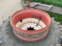 Wheels, Tyres, Rims & Dual spacers  GS Dubbellucht 38"