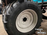 Wheels, Tyres, Rims & Dual spacers Valtra Valtra velgen vast en verstelbaar