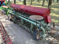 Seed drill Nodet Zaaimachine