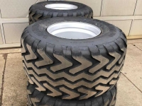 Wheels, Tyres, Rims & Dual spacers Vredestein 620/50R22.5