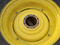 Wheels, Tyres, Rims & Dual spacers  420/85R38 360/70R28