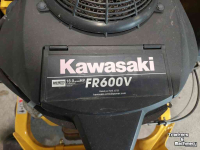 Ride-on mower Hustler Sport 48