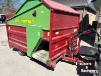 Silage-block distribution wagon Strautmann Blokkenwagen