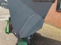 Sawdust spreader for boxes Ceres BS2000 Zaagselstrooier Boxenstrooier instrooibak diversen