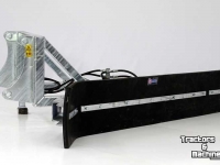 Feed Blade / Slide Qmac Rubber feed scraper 2.10 mtr hookup Terex TL65-70