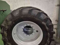 Wheels, Tyres, Rims & Dual spacers  600/65R34  + 710/75R42