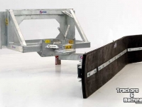 Manure scraper Qmac Rubber manure scraper hookup Bobcat