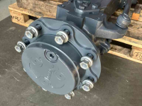 Diverse new spare-parts Carraro 26.16
