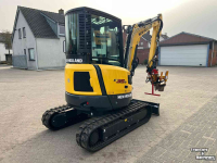 Excavator tracks New Holland E35D graafmachine rupskraan
