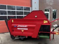 Silage-block distribution wagon Trioliet Multifeed Blokkenwagen