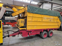 Vacuum sweeper  Zuigwagen / Opvangwagen met zuigunit en eigen motor