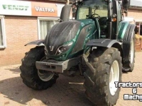 Tractor Valtra T174 Active
