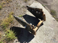 Used parts for tractors Fendt Onder trekhaak