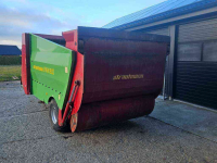Silage-block distribution wagon Strautmann BVW 801