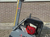 Vibrating plates Giant GP3558 G