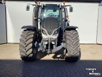 Tractor Valtra T154D