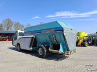 Self-propelled feed mixer Storti Greyhound 180