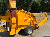 Straw spreader for boxes Belair Belair stroblazer stroverdeler