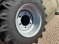 Wheels, Tyres, Rims & Dual spacers  4 Banden 10.0/75/15.3
