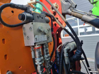 Ploughs Kverneland LB 100-200 wentelploeg + onderwoelers