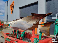 Ploughs Kverneland LB 100-200 wentelploeg + onderwoelers