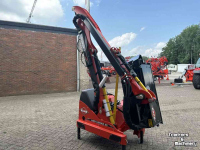 Mowing arm with flailmower Kuhn AGRI-LONGER GII E4745M