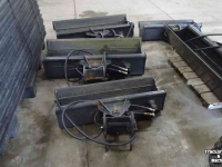 Tilting buckets  Innovep Kantelbakken / Kantelbak