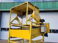 Bulk box tipper Tong Kisten-kantelaar met afvoerband / uitvoerband 2500X2000 mm