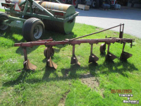 Ploughs  6 schaar
