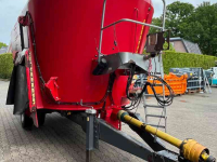 Vertical feed mixer Peecon VME 250 Voermengwagen voermachines