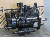 Backhoe New Holland Brandstofpomp Laad/Graaf  Parts nr:87801510R