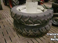 Wheels, Tyres, Rims & Dual spacers  Set smalle banden 12.4R46 + 420/70R28 dubbele montering