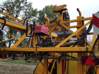 Fieldsprayer pull-type Dubex Mentor 4000ltr 40mtr