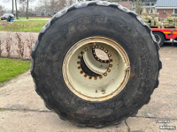 Wheels, Tyres, Rims & Dual spacers Michelin 1050/50R32