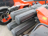 Wrapper Kuhn SW4014 Autoload DEMO balenwikkelaar voor vierkante (rechthoekige) en ronde balen