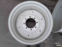 Wheels, Tyres, Rims & Dual spacers Valtra velgen DW18x28  8-gaats