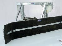 Other livestock equipment and accessories Qmac Rubber barn scraper 2.10 mtr hookup mailleux