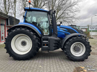 Tractor Valtra T214 Versu