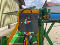 Bulk box tipper Postmus Kistenkantelaar