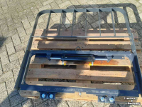 Diverse used spare-parts Baoli SIDE-SHIFT BORD FEM2 2500 KG
