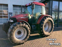 Tractor Case-IH CX100