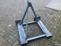 Other attachments and accessories  Winters Werktuigenbok met haak