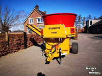 Straw spreader for boxes Haybuster H-835