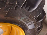 Wheels, Tyres, Rims & Dual spacers Michelin 46070R24 XCMG WIELEN 8-290-335