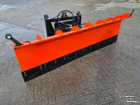 Rubber yard scraper  Modder/sneeuwschuif