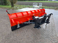 Rubber yard scraper  Modder/sneeuwschuif