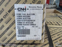 Excavator mobile New Holland Brandstofpomp MH  O&K Parts nr:504028507