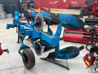 Ploughs Dowdeswell 3 schaar ploeg