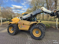 Telehandler New Holland LM410 Verreiker shovel